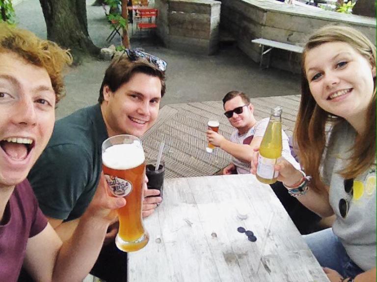 19961210_1516192481781694_2763600943448476977_n